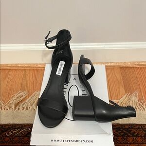Steve Madden black leather heels